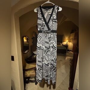 ELF Monochrome Abstract Maxi Dress
